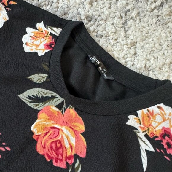 SET OF 2 - SHEIN, Men’s Floral Black Short Sleeve T-Shirt and Shorts Set, Large - Picture 7 of 13